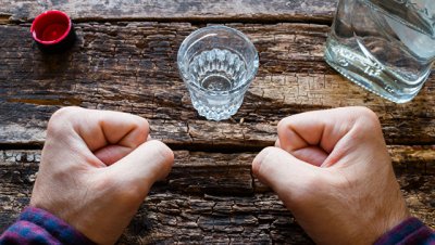 Ученые подтвердили, что алкоголь способствует развитию рака - «Наука»
