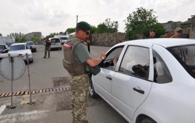 Украинские военные задержали мужчину с георгиевской ленточкой на границе с ДНР - «Новороссия»