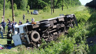 В Орловской области прошли похороны погибших в ДТП автобуса с поездом - «Происшествия»