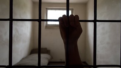В Саратове прокурор попросил 23 года колонии заключенному за убийство жены - «Происшествия»