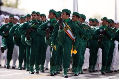 Иран пригрозил перекрыть Ормузский пролив. Региону готовиться к войне? - «Военные действия»