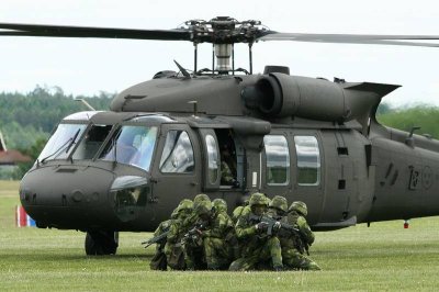Латвийская армия обзаведется четырьмя вертолетами UH-60M Black Hawk - «Военные действия»