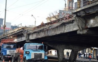 В Киеве начали разбирать Шулявский мост - «Украина»