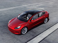 Бюджетная Tesla Model 3 получила наивысшую оценку по итогам краш-тестов в США (ВИДЕО) - «Автоновости»