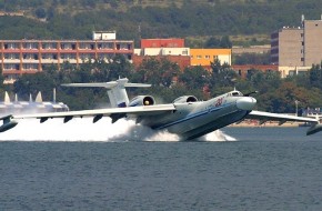 Охотники за подлодками. Зачем Россия возрождает самолеты-амфибии А-40 - «Новости Дня»