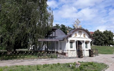 В Десятинной церкви угрожают директору музея проклятием на семь поколений - «Украина»