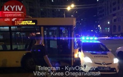 В Киеве столкнулись троллейбус и авто полиции - «Украина»