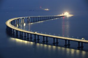 Мега-мост Китая: 420 тыс. тонн стали, подводный тоннель и 55 км пути - «Мир»