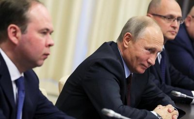 Кремлевские интриги: Власть за свой провал отыгрывается на губернаторах - «Политика»