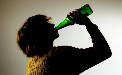Наркологи точно подсчитали, когда россияне перестанут пить - «Здоровье»