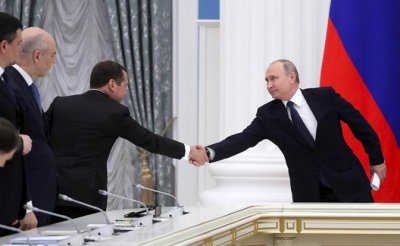 Путин занялся хозяйством Медведева - «Политика»