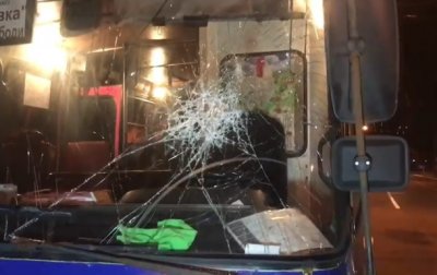 В Киеве водитель побил "подрезавшую" его маршрутку - «Украина»