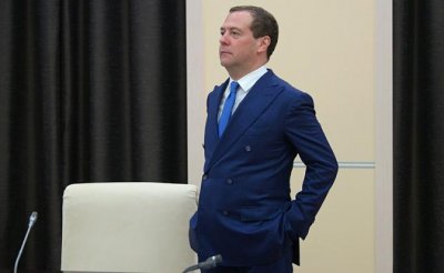 Русский список «Форбс» отблагодарит Медведева за все - «Экономика»