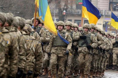 Украина привела в полную боеготовность армию и СБУ - «Новороссия»