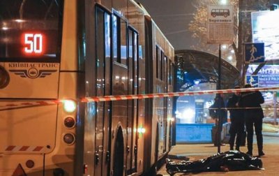 В Киеве троллейбус раздавил ремонтника - «Украина»
