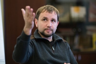 Вятрович призвал отказаться от празднования 8 марта из-за «государства-агрессора» - «Новороссия»