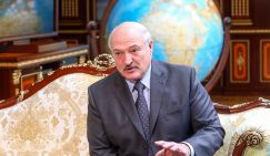 Немецкие Деды Морозы «зажрались»: 500 евро в день им мало - «Мир»