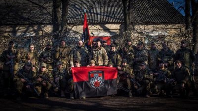 Боевики «Правого сектора»* прибыли на КПП Станица Луганская для «фильтрации» пересекающих пункт пропуска мужчин - «Новороссия»