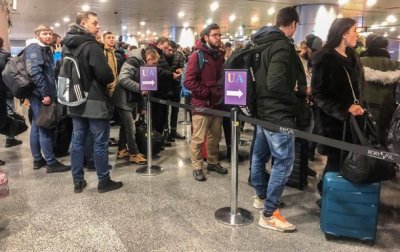 В аэропорту Киева образовались большие очереди - «Украина»