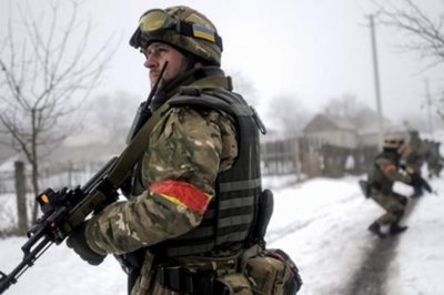 Боевики ВСУ обстреляли окрестности Первомайска, где находился патруль СММ ОБСЕ - «Новороссия»