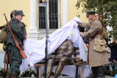 Киевские власти планируют открыть еще один памятник националисту Петлюре - «Новороссия»