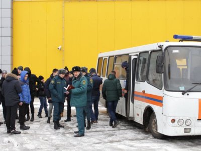 МЧС ДНР в ходе учений отработало план эвакуации населения при чрезвычайном случае - «Новороссия»