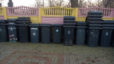 Мэр Днепропетровска рассказал, что жители города воруют мусорные баки и готовят в них еду - «Новороссия»