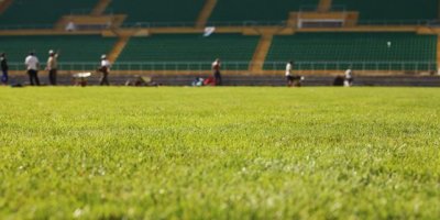На стадионе "Анжи" снимают газон из-за долгов клуба