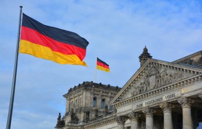 Немецкий эксперт оценил потери Германии от антироссийских санкций в $100 млрд - «Новороссия»