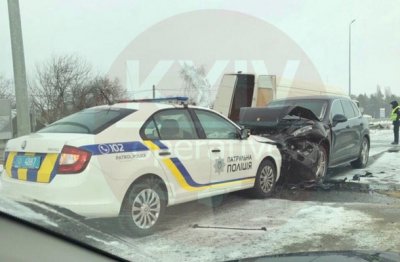 Под Киевом произошло тройное ДТП с полицейским автомобилем - «Новороссия»