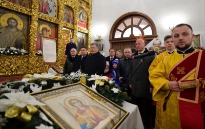 Порошенко: Принятый закон о церковных общинах позволит избежать кровопролития - «Новороссия»