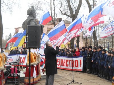 Пушилин и Дейнего приняли участие в митинге по случаю 365-летия Переяславской Рады в Симферополе - «Новороссия»