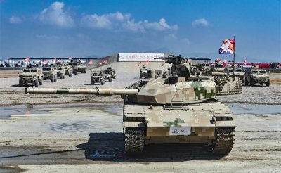 Россия бездарно отступает перед легкими танками Китая - «Военные действия»