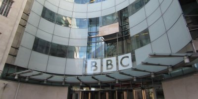 Русских сотрудников BBC уволили за фразу "тупая ***" в переписке