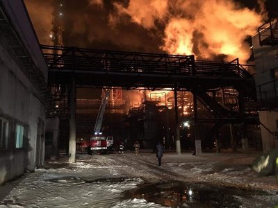 Спасатели потушили пожар на химзаводе в Ивано-Франковской области - «Новороссия»