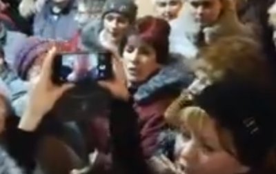 Суд по делу Труханова закончился столкновениями - (видео)