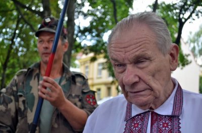 Сына украинского нациста Шухевича увезли на «скорой» с заседания Верховной рады - «Новороссия»