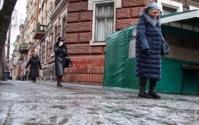 В Киеве за два месяца из-за гололедицы пострадали более трех тысяч человек - «Украина»