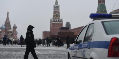 В Москве четверых полицейских задержали за мошенничество с квартирами