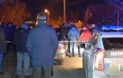 В Николаеве напали на таксиста и угнали его авто - (видео)