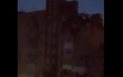 В РФ взрыв в многоэтажке: под завалами люди - (видео)