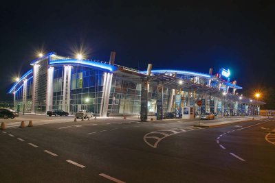 Аэропорт «Киев» возобновил работу после сообщения о минировании - «Новороссия»