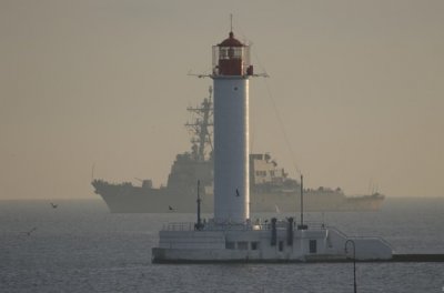 Американский ракетный эсминец вошел в порт Одессы - «Новороссия»