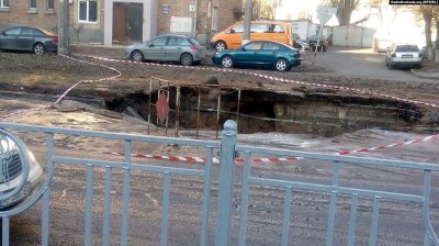 Авария водопровода в Киеве парализовала движение городского транспорта - «Новороссия»