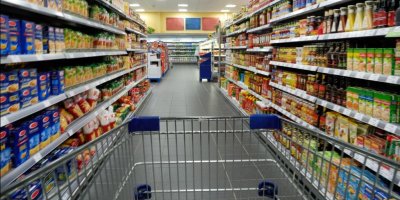 Депутат Госдумы предложил раздавать гражданам просроченные продукты