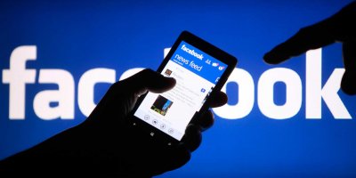Facebook заплатит 5000 рублей за отказ переносить данные в Россию