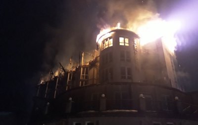На горнолыжном курорте в Львовской области сгорел отель - «Новороссия»