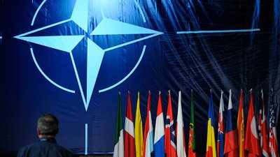 НАТО поддержало Венгрию по поводу скандального украинского закона «Об образовании» - «Новороссия»