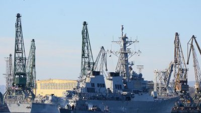 Порошенко заявил о наращивании США военной активности в Черном море - «Новороссия»