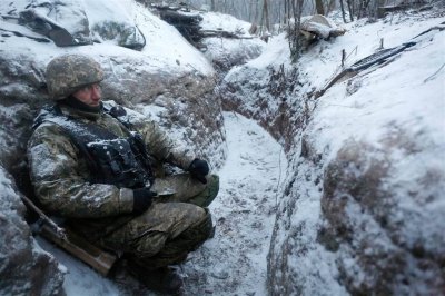 Трое раненых: В Донбассе боевик ВСУ выстрелил из подствольного гранатомета в свой окоп - «Новороссия»